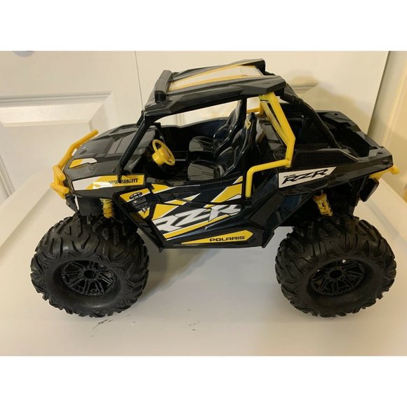 New Bright RC 1:14 Scale Polaris RZR ATV - Yellow no remote no battery cover 13” - Picture 5 of 12
